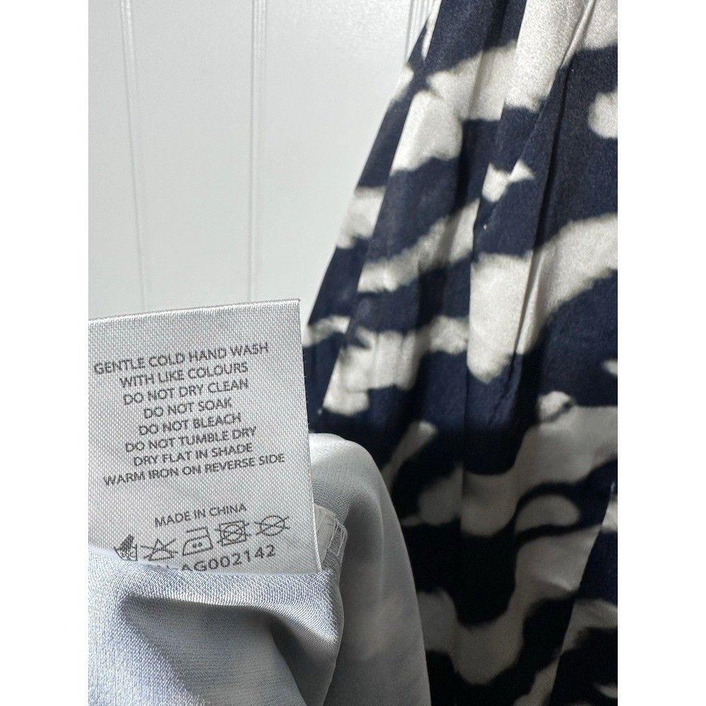 White Fox Boutique Zebra Print Maxi Dress XXS Black White Lace Up Back Satin - Picture 7 of 9